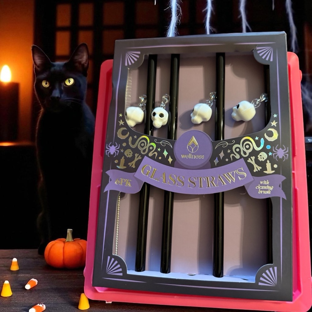 Wellness Halloween Black Glass Straws with Charms
